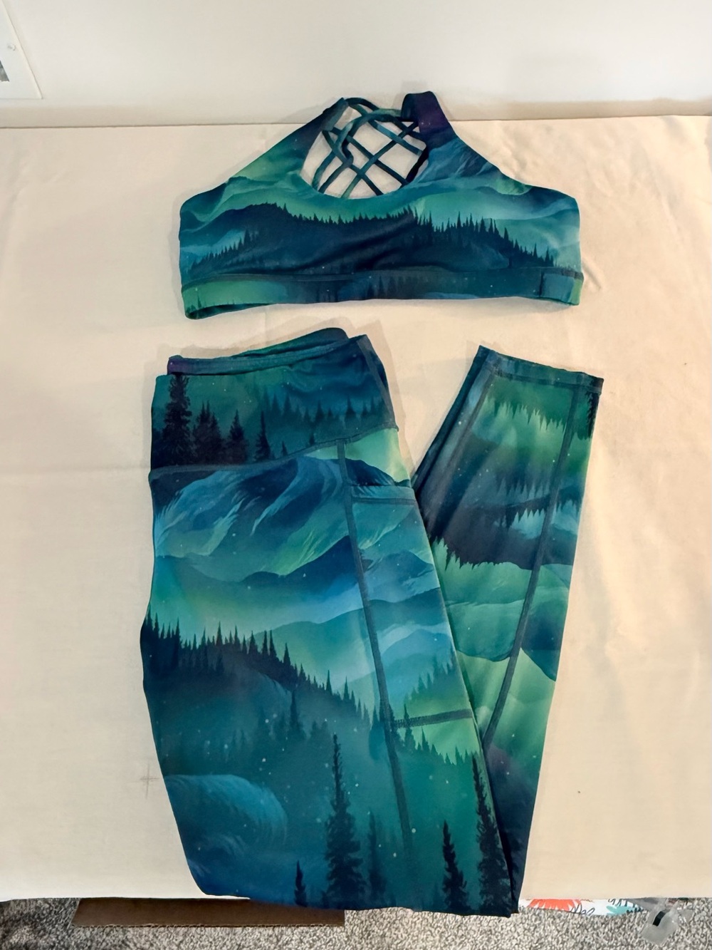 Women's Constantly Varied Gear - Forest Active Set - Size XL